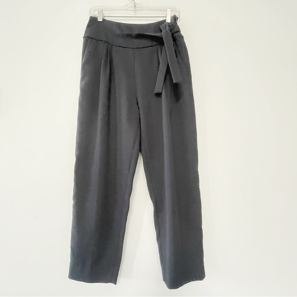 Diane Von Furstenberg trouser pants navy blue, ultra high waist tie front - Picture 2 of 7